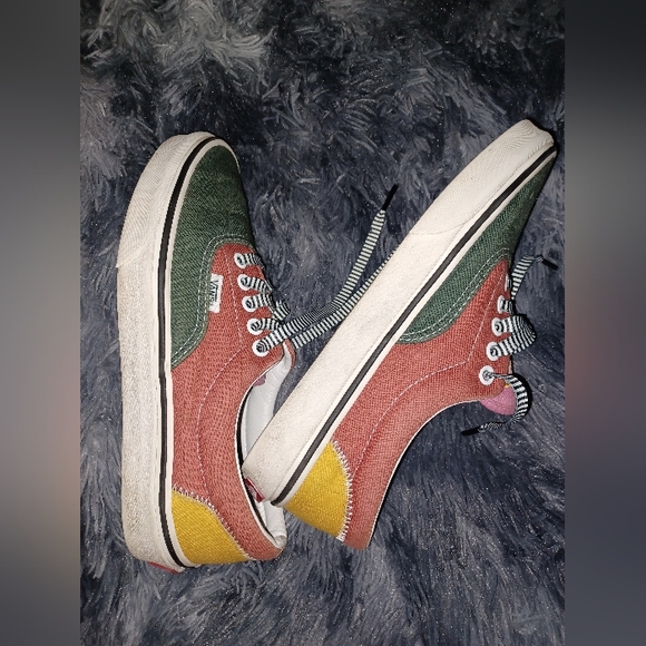 Vans women's shoes size 8 - Picture 2 of 5